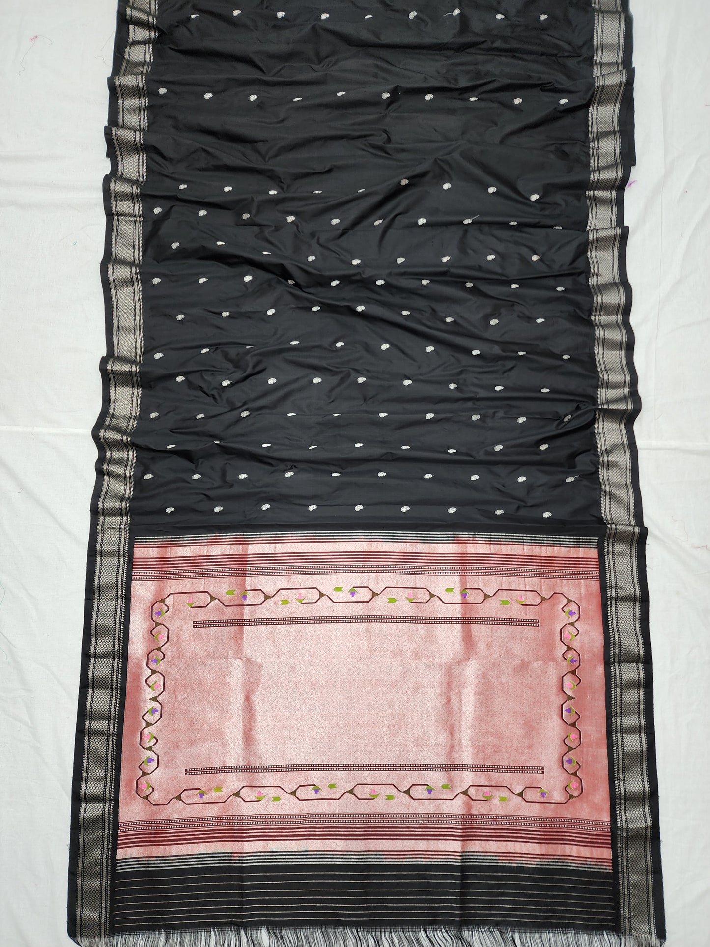 Traditional Yeola Paithani