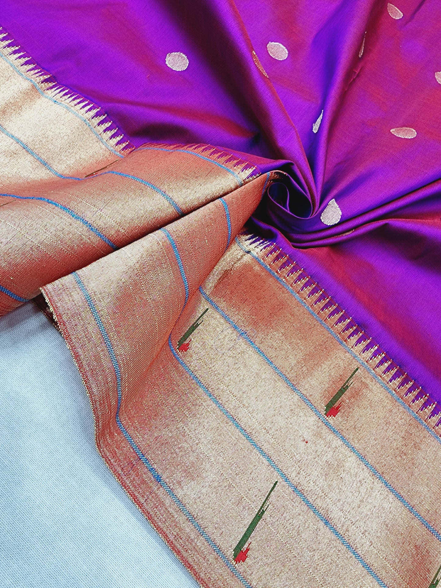 Triple Muniya Brocade Paithani