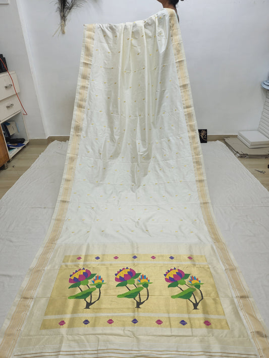 Traditional Yeola Paithani