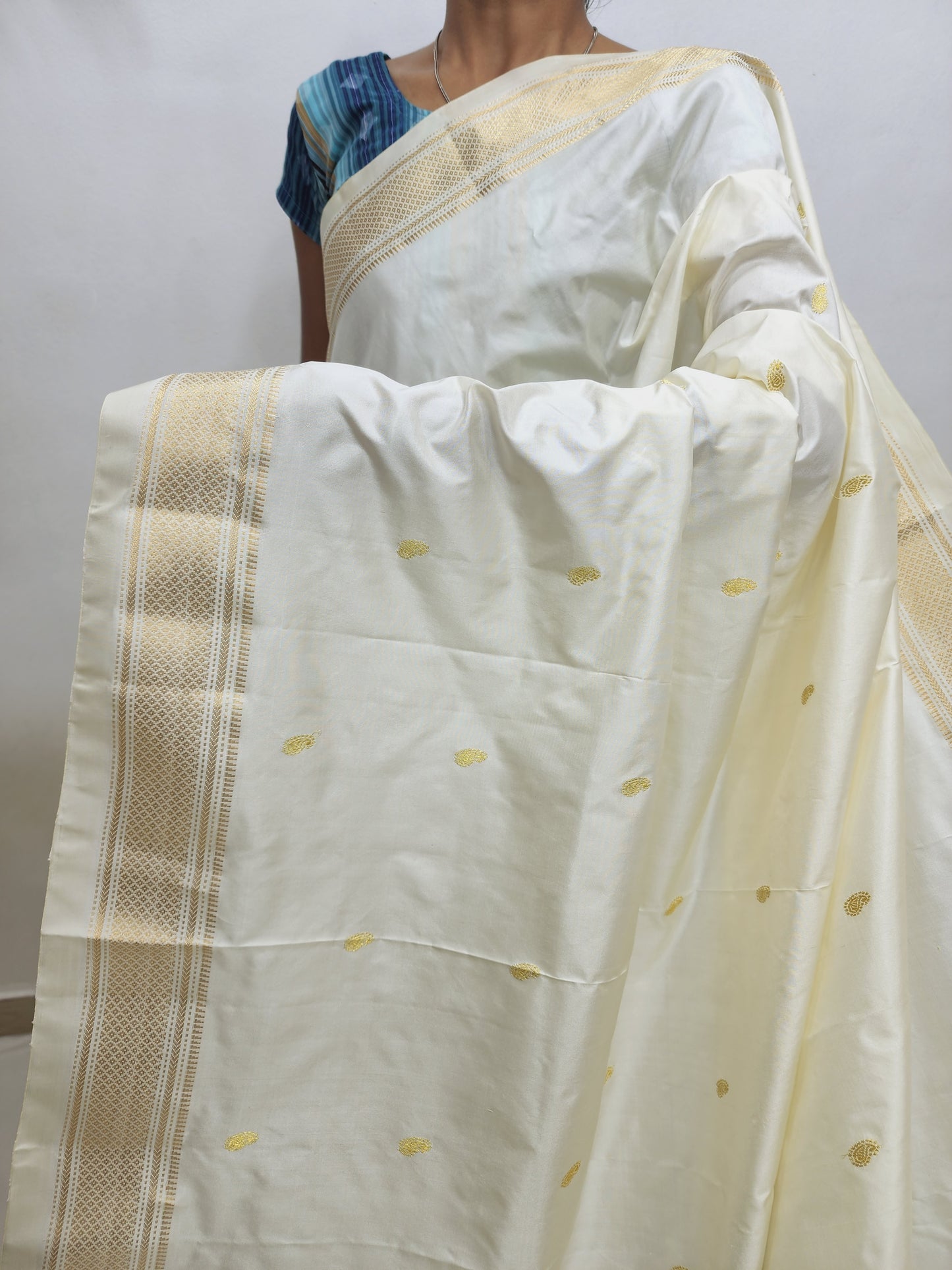 Traditional Yeola Paithani