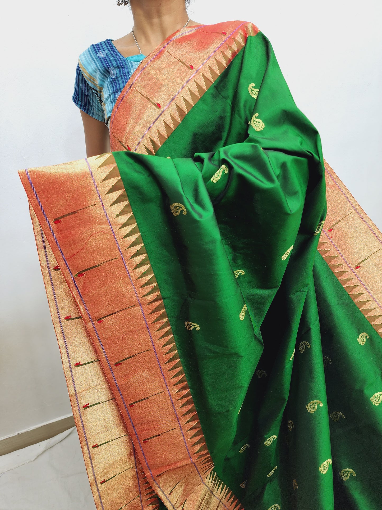 Single Muniya Brocade Paithani