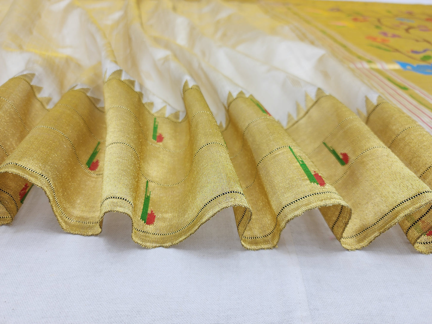 Triple Muniya Brocade Paithani