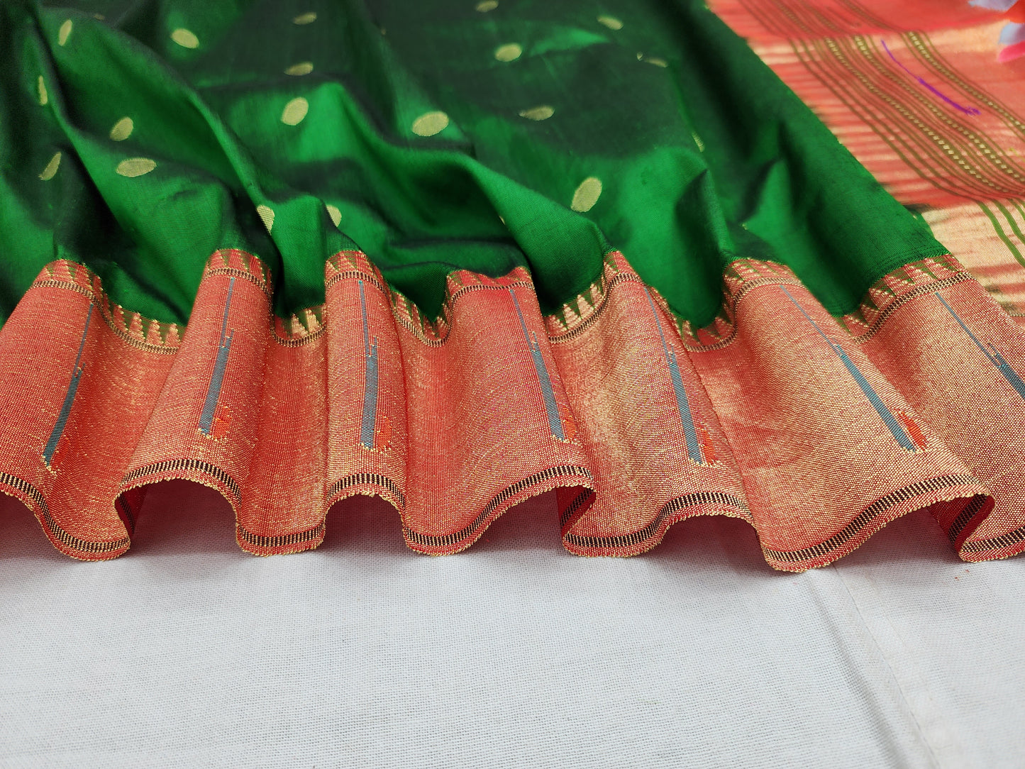 Single Muniya Brocade Paithani