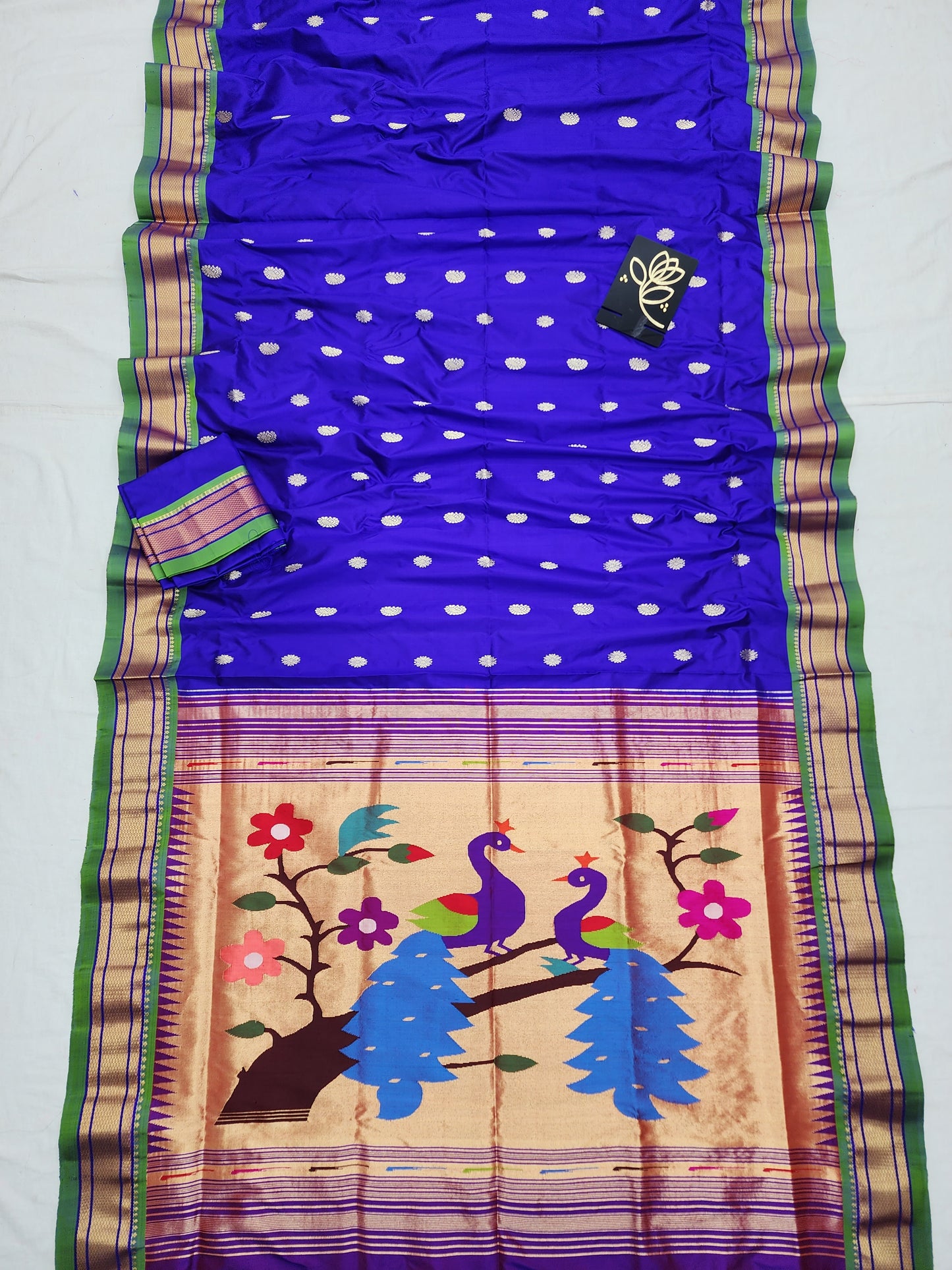 Traditional Yeola Paithani