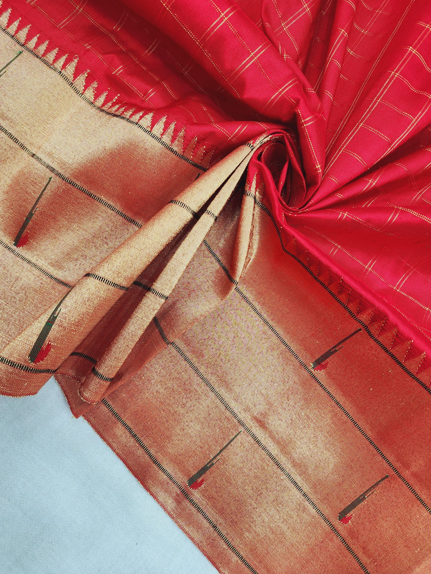 Triple Muniya Brocade Paithani