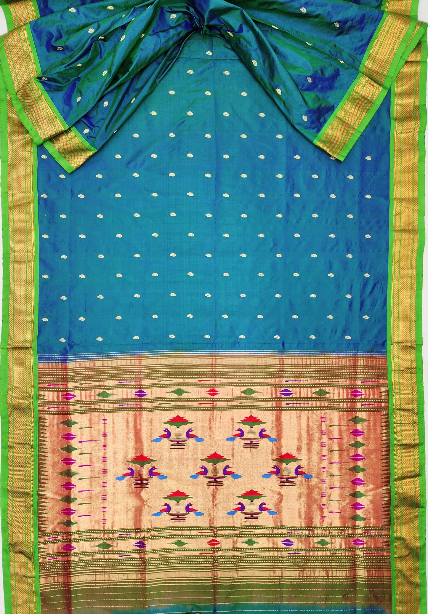 Traditional Yeola Paithani
