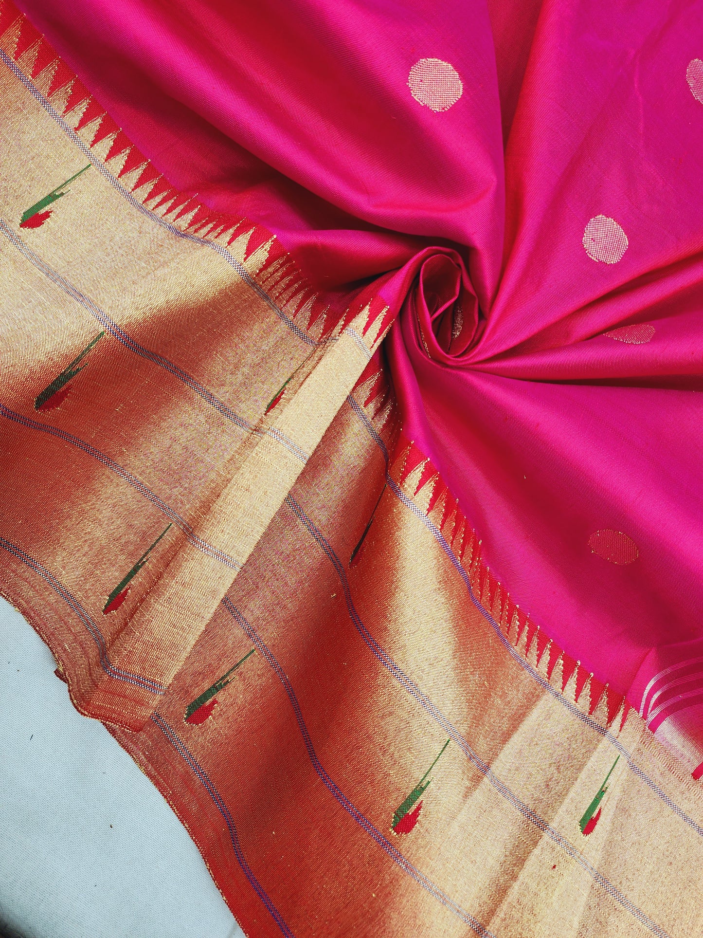Triple Muniya Brocade Paithani