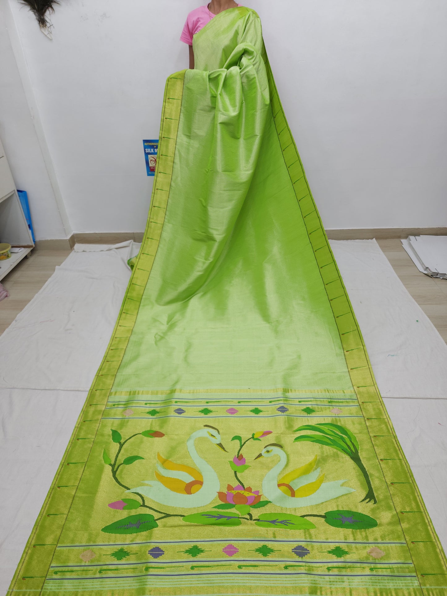 Single Muniya Brocade Paithani