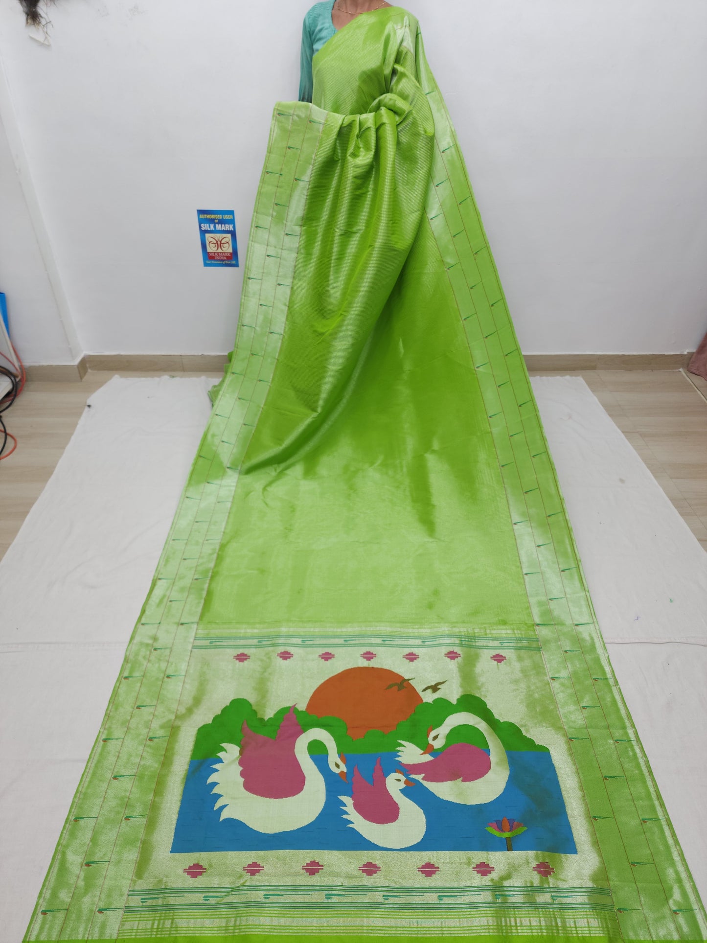 Triple Muniya Brocade Paithani