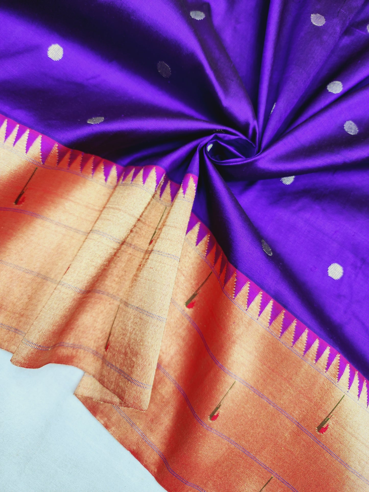 Triple Muniya Brocade Paithani