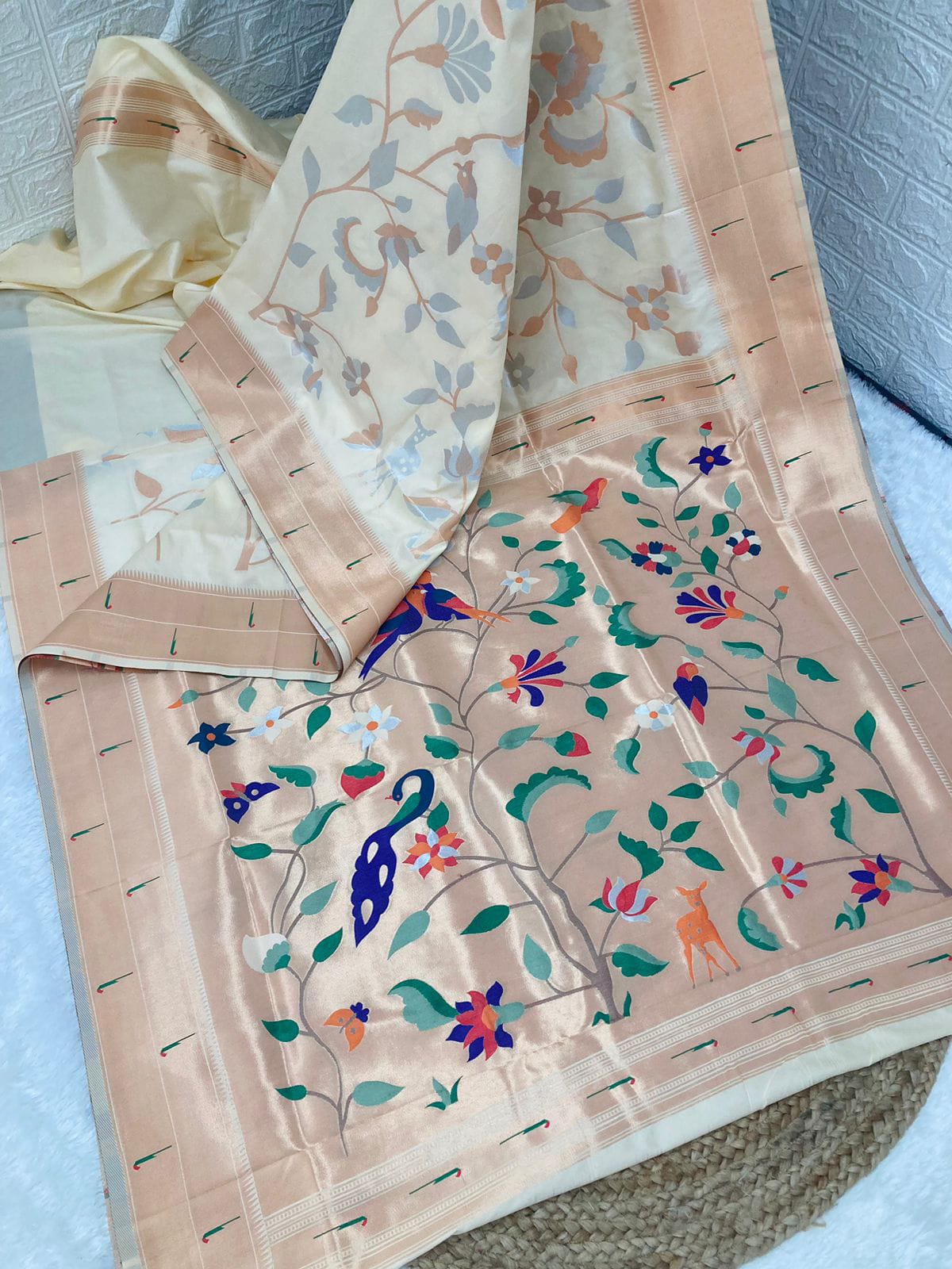 Semi Paithani