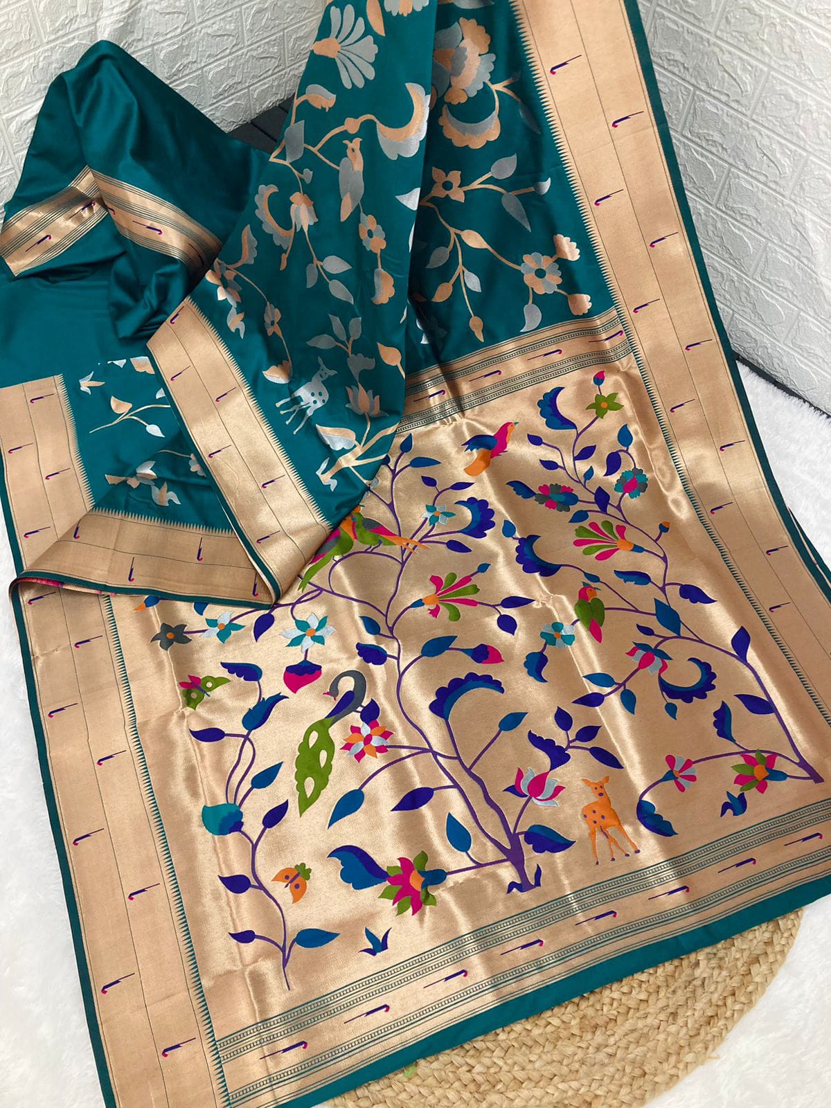 Semi Paithani