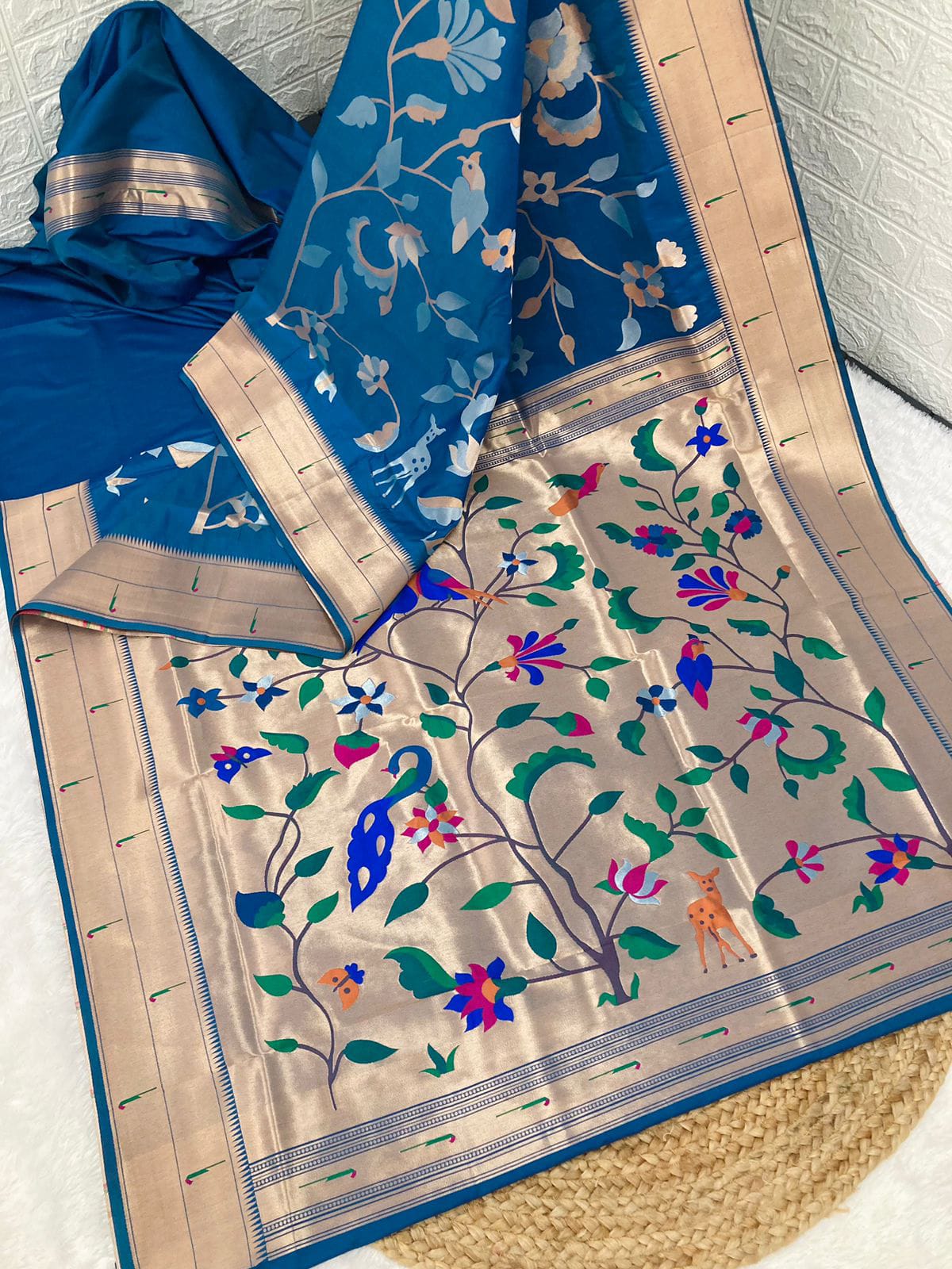 Semi Paithani