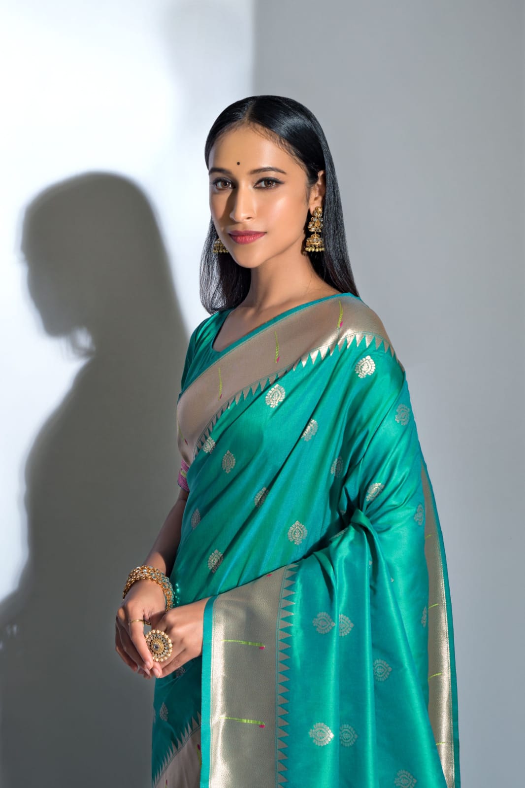 Semi Paithani
