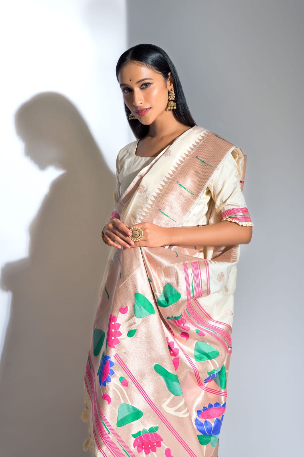 Semi Paithani