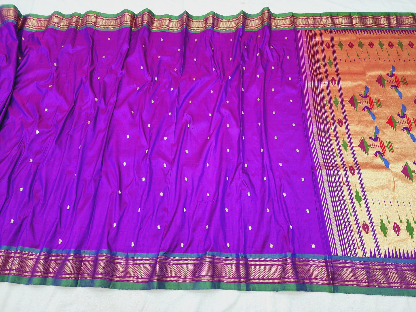 Traditional Yeola Paithani