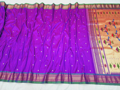 Traditional Yeola Paithani