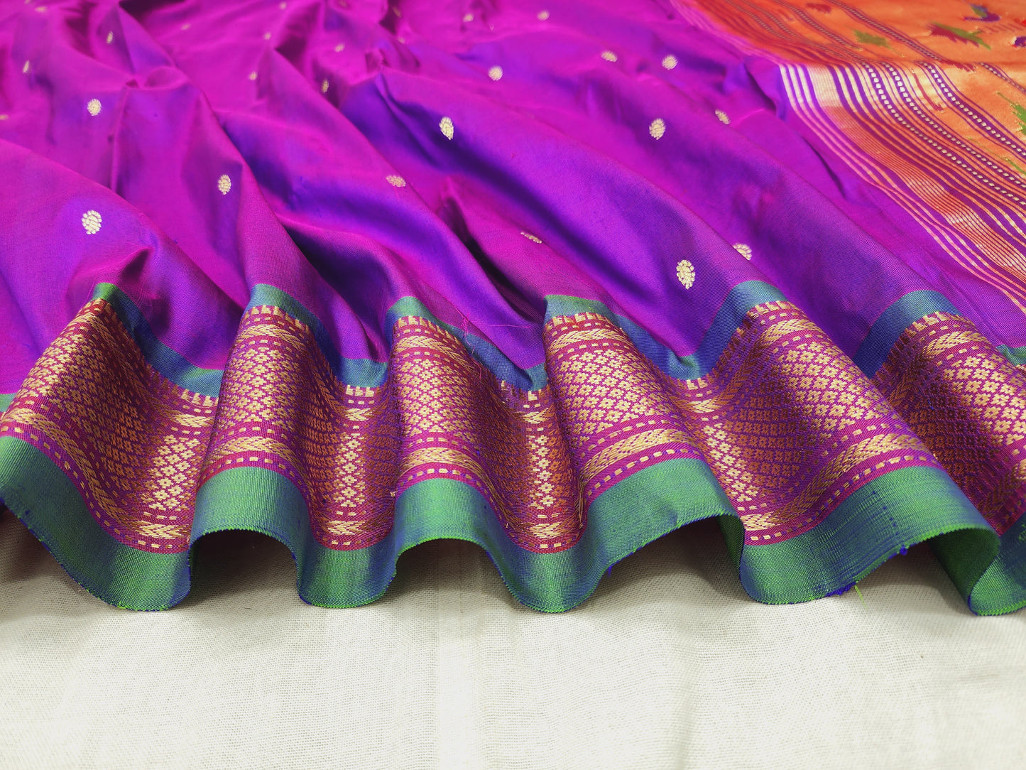 Traditional Yeola Paithani