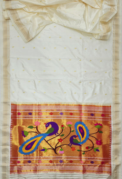 Traditional Yeola Paithani