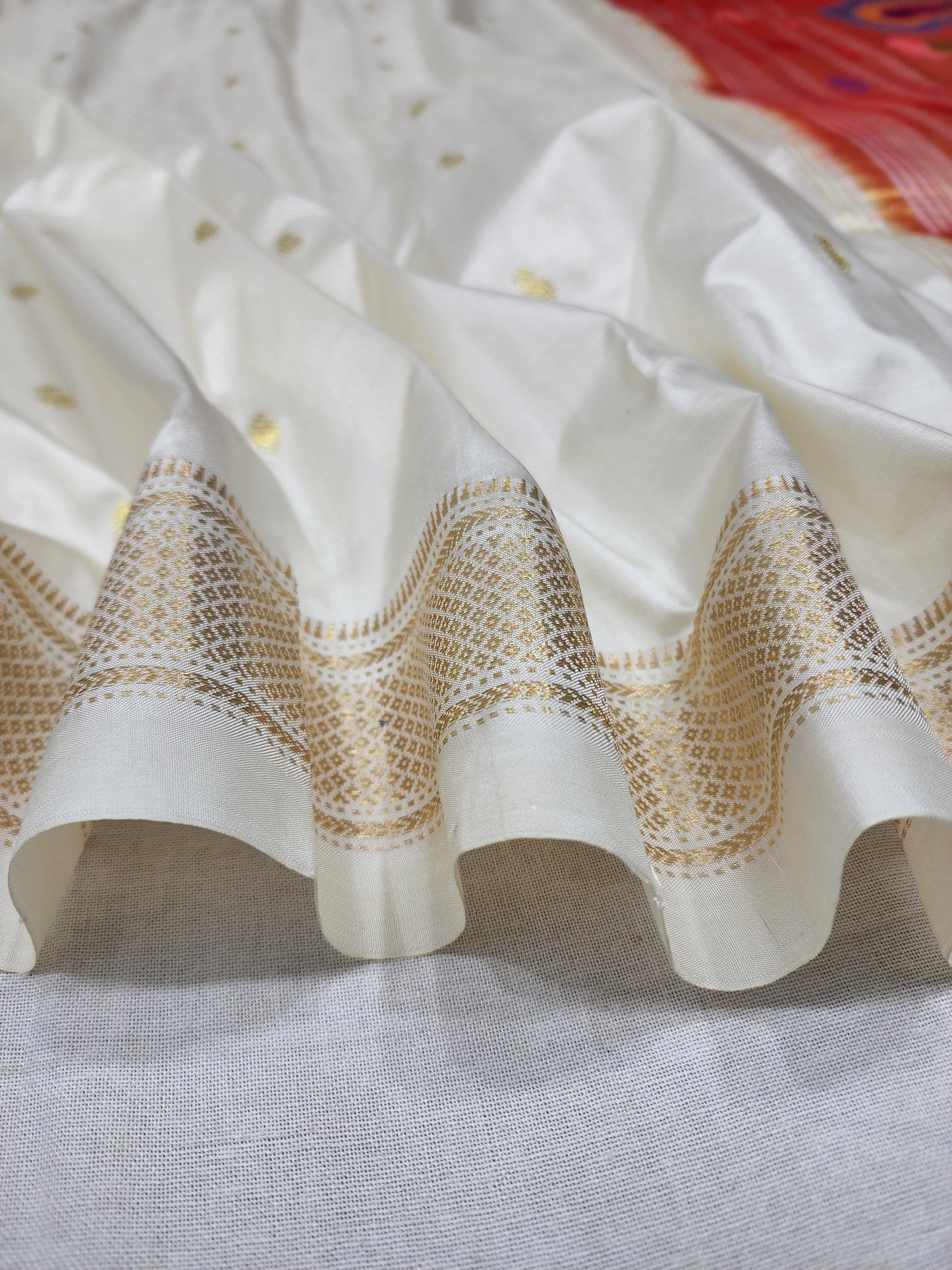 Traditional Yeola Paithani