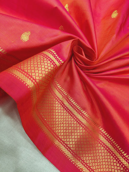 Traditional Yeola Paithani