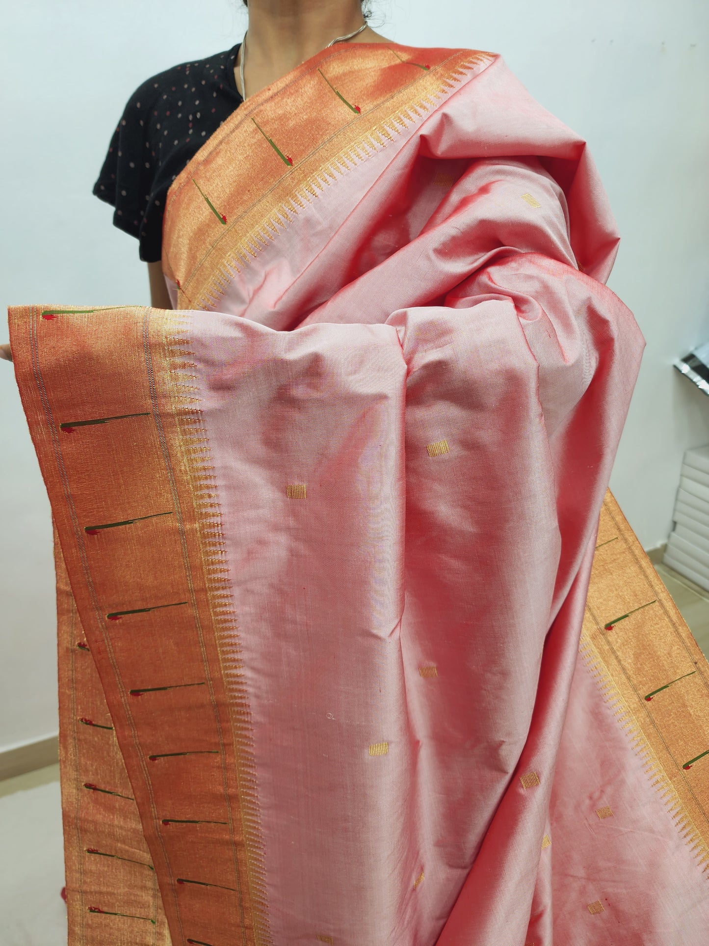 Single Muniya Brocade Paithani