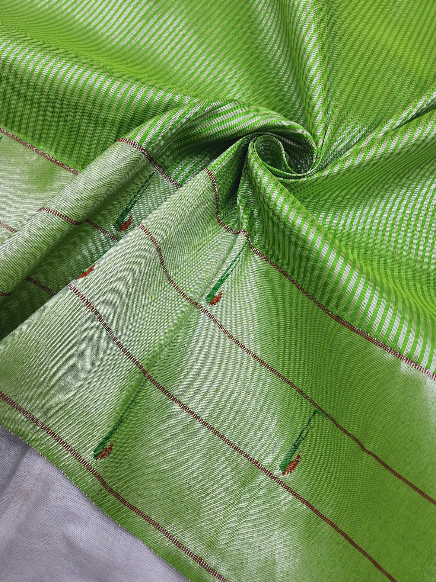 Triple Muniya Brocade Paithani