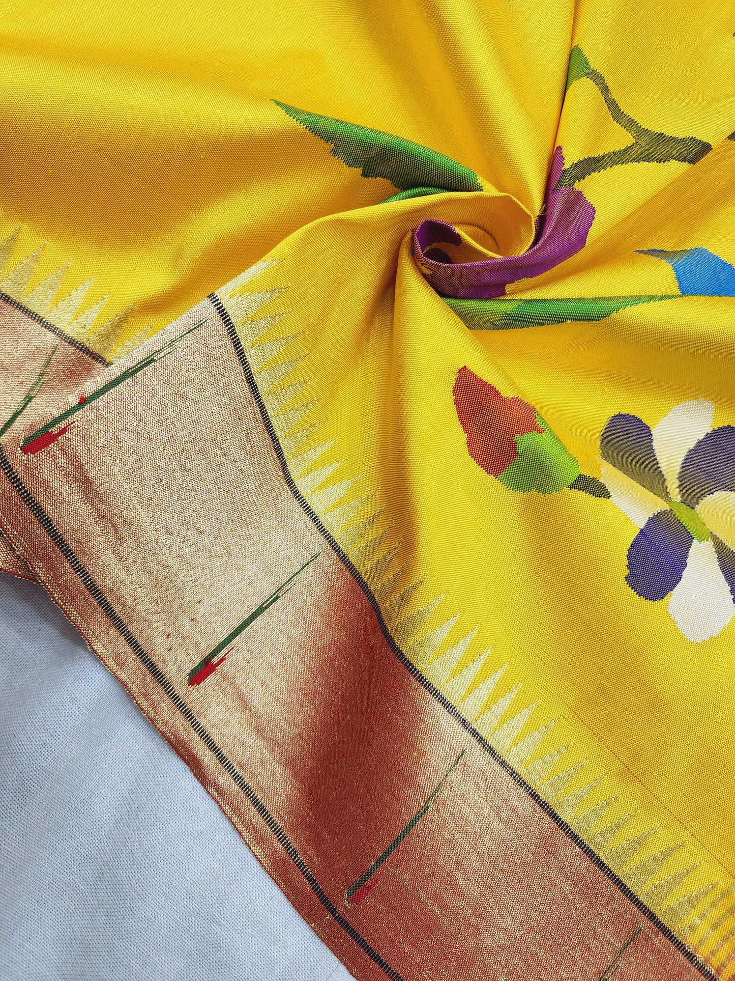 Designer Brocade Paithani