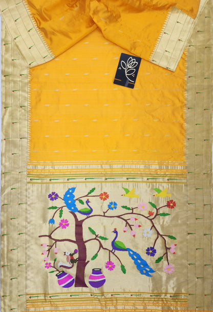Triple Muniya Brocade Paithani