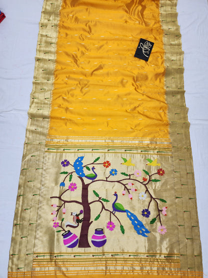 Triple Muniya Brocade Paithani