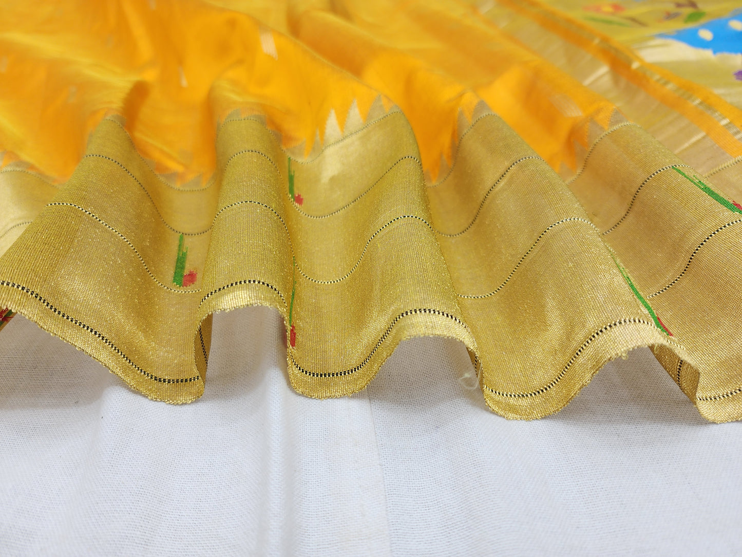 Triple Muniya Brocade Paithani