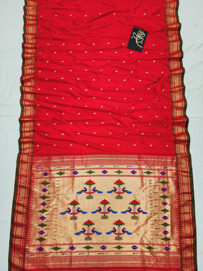 Traditional Yeola Paithani