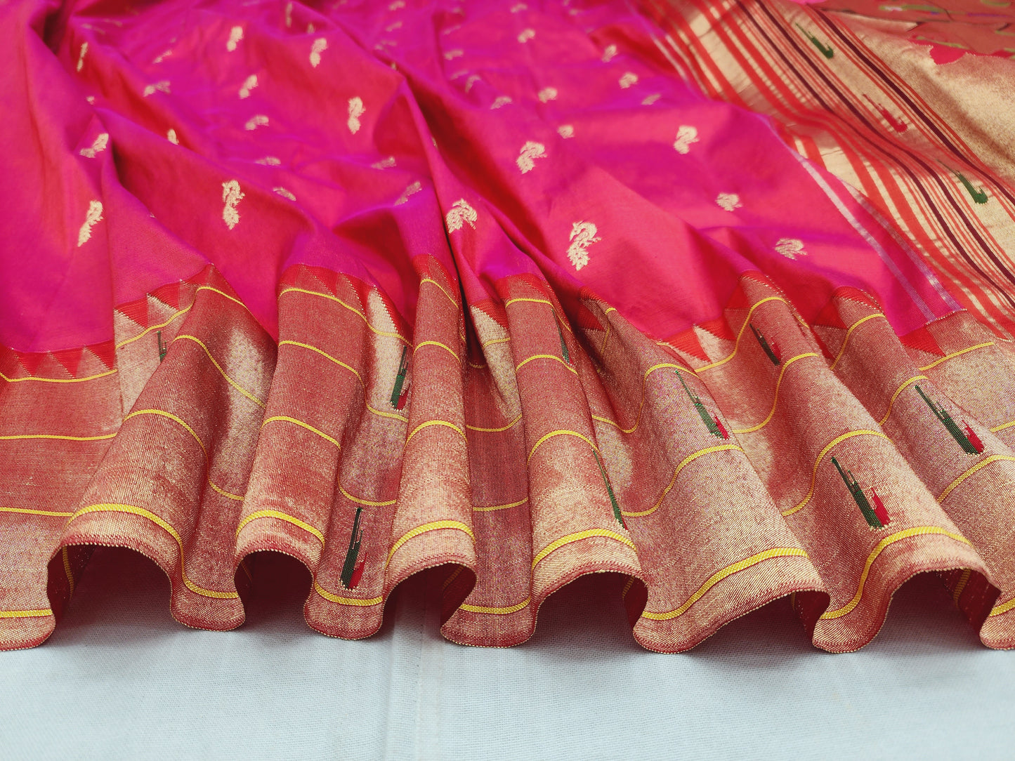 Triple Muniya Brocade Paithani