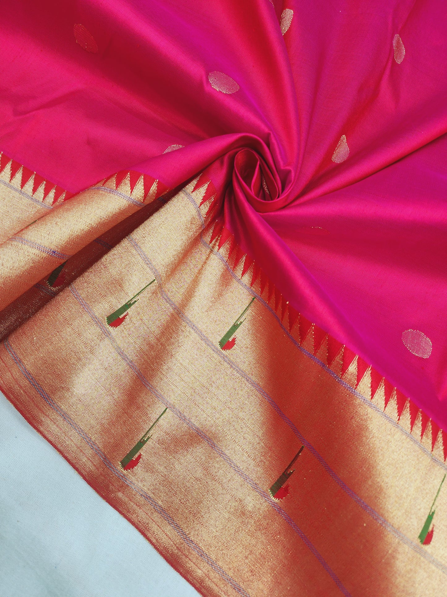 Triple Muniya Brocade Paithani