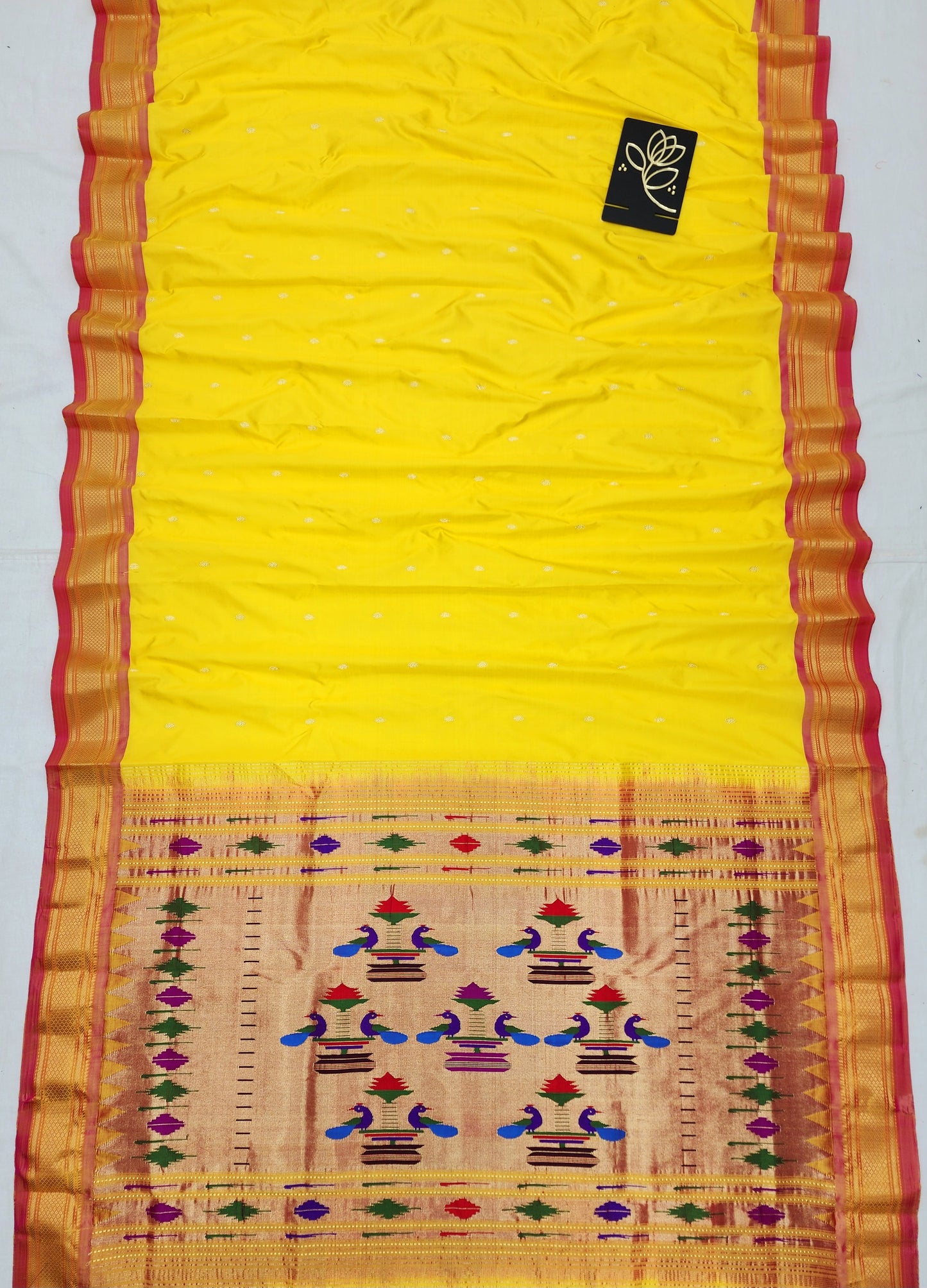 Traditional Yeola Paithani