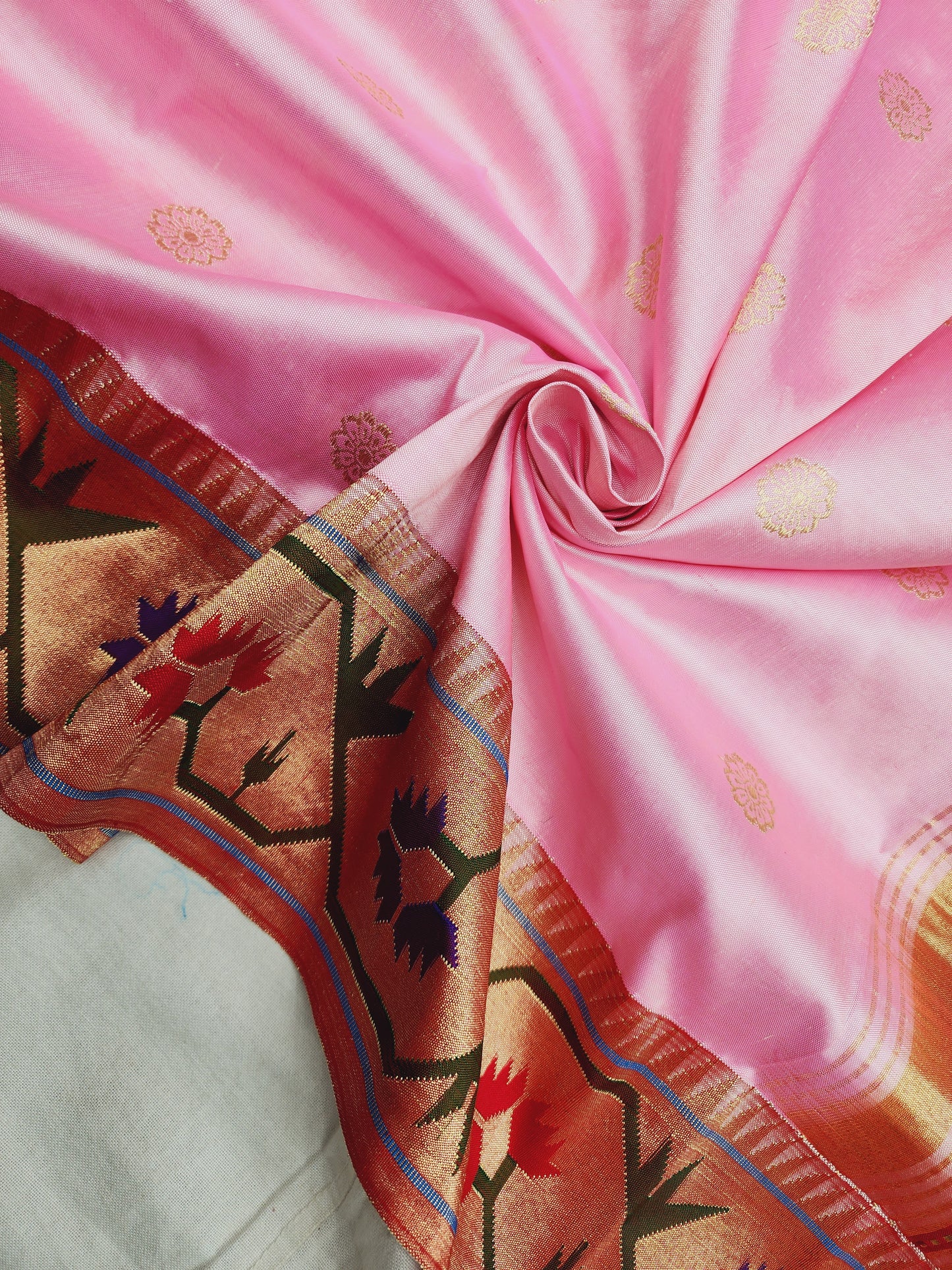 Designer Brocade Paithani