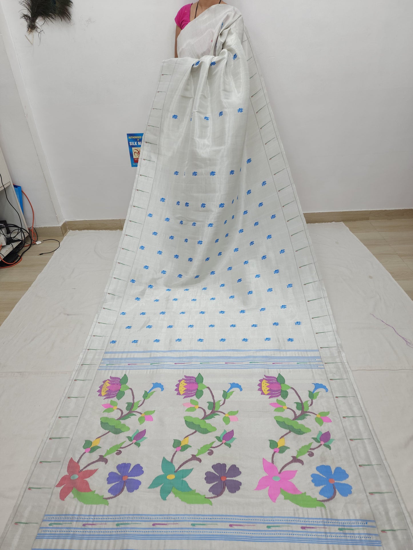 Single Muniya Brocade Paithani